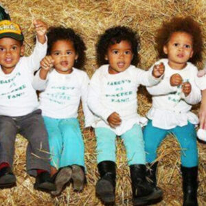 Couple has 3 sets of twins in less than 5 years, but that’s not the craziest part of this story