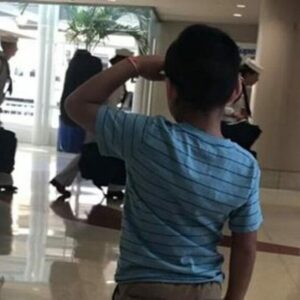 6-year-old boy goes viral after saluting military men at airport