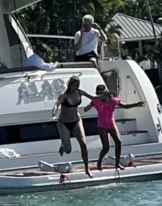 Paparazzi Sneaks Photos Of Ivanka In A Bikini And Now They’re Going Viral