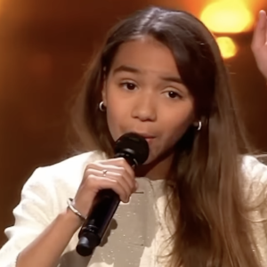 Young girl sang an 80-year-old song – The audience went crazy