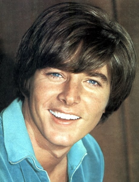 This famous teen heartthrob is now 79 – try not to smile when you see him today.