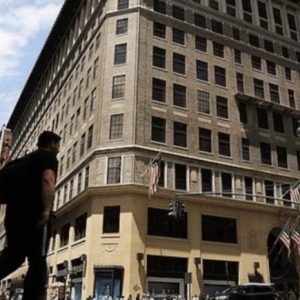 America’s Oldest Department Store Is Closing All Its Stores After 200 Year